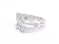 Witgouden design ring met aquamarijn en diamant - afbeelding 8 van  9