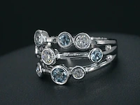 Witgouden design ring met aquamarijn en diamant - afbeelding 2 van  9