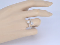 Witgouden design ring met briljant en baguette - afbeelding 5 van  11