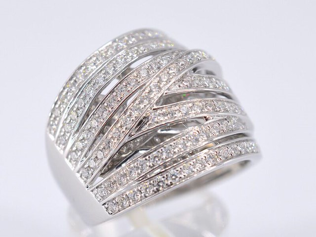 Witgouden design ring met briljanten diamanten - afbeelding 6 van  10