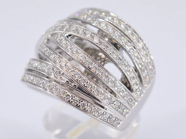 Witgouden design ring met briljanten diamanten - afbeelding 5 van  10