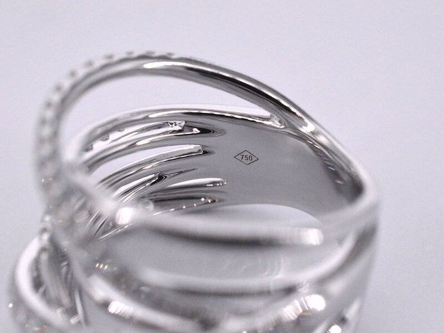 Witgouden design ring met diamanten - afbeelding 10 van  11