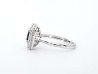 Witgouden design ring met een saffier en diamanten - afbeelding 6 van  10