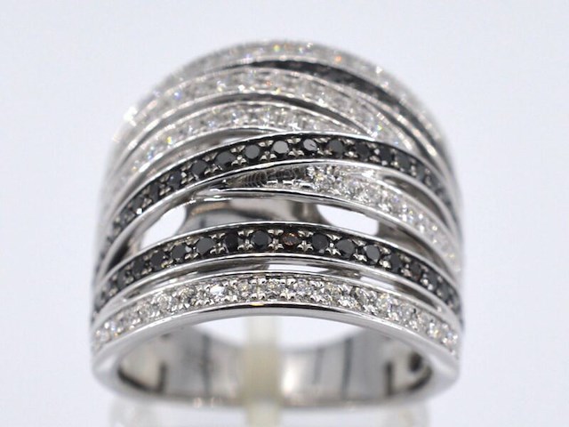 Witgouden design ring met witte en zwarte briljanten diamanten - afbeelding 1 van  10
