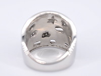Witgouden design ring met witte en zwarte briljanten diamanten - afbeelding 7 van  8