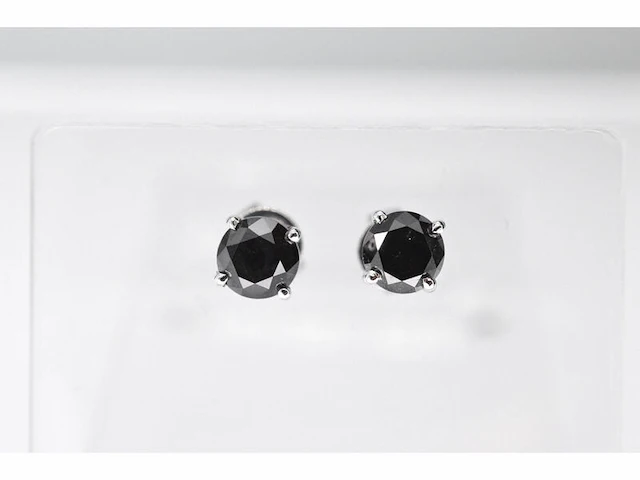 Witgouden diamanten entourage oorbellen met zwarte diamanten - afbeelding 7 van  11