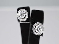 Witgouden diamanten entourage oorbellen van 1.50 carat