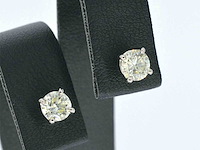 Witgouden diamanten oorbellen 1.00 carat - afbeelding 6 van  10