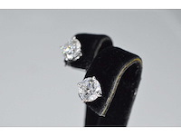 Witgouden diamanten oorbellen 1.00 carat - afbeelding 7 van  7