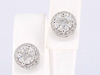 Witgouden diamanten oorbellen met een rand van briljanten - afbeelding 1 van  9