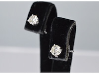 Witgouden diamanten oorbellen van 0.80 carat - afbeelding 3 van  5