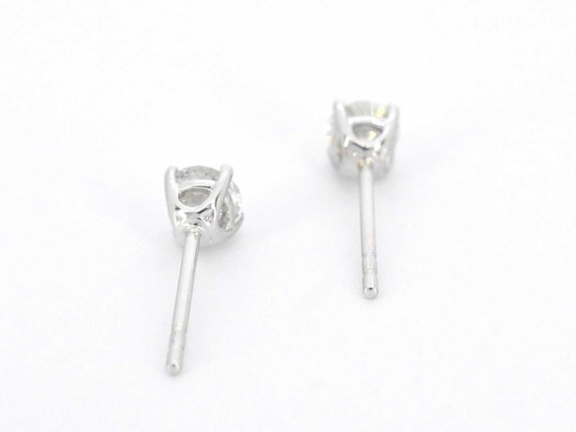 Witgouden diamanten oorbellen van 1.00 carat - afbeelding 6 van  8