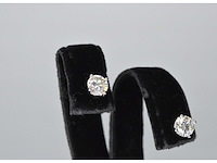 Witgouden diamanten oorbellen van 1.00 carat - afbeelding 3 van  6