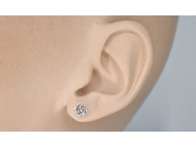 Witgouden diamanten oorbellen van 1.20 carat - afbeelding 2 van  6