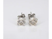 Witgouden diamanten oorbellen van 1.20 carat - afbeelding 4 van  7
