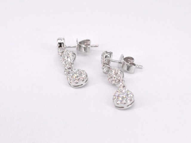 Witgouden diamanten oorhangers met diamanten 1.50 carat - afbeelding 5 van  8