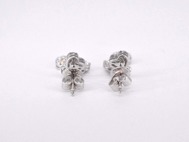 Witgouden diamanten oorhangers met diamanten 1.50 carat - afbeelding 6 van  8
