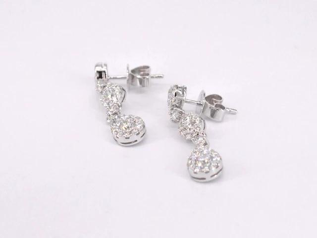 Witgouden diamanten oorhangers met diamanten 1.50 carat - afbeelding 6 van  10