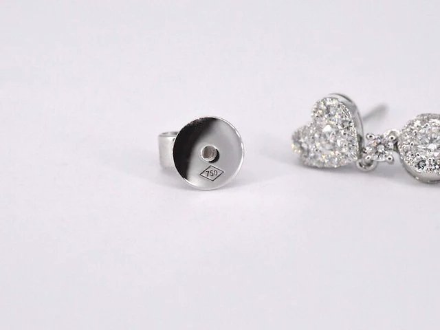 Witgouden diamanten oorhangers met diamanten 1.50 carat - afbeelding 8 van  10