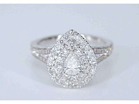 Witgouden druppelvormige entourage ring met diamanten - afbeelding 3 van  7