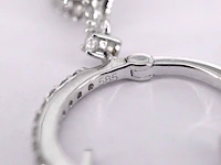 Witgouden druppelvormige oorhangers met diamanten - afbeelding 7 van  9