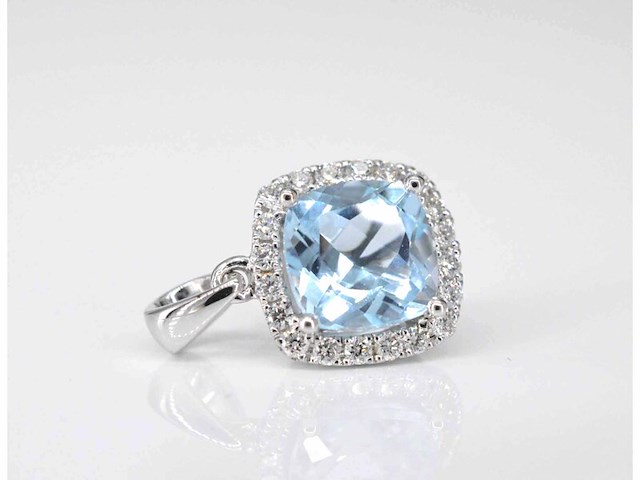 Witgouden entourage hanger bezet met topaas en diamanten, excl. ketting - afbeelding 6 van  8