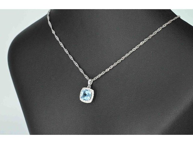 Witgouden entourage hanger bezet met topaas en diamanten, excl. ketting - afbeelding 3 van  7