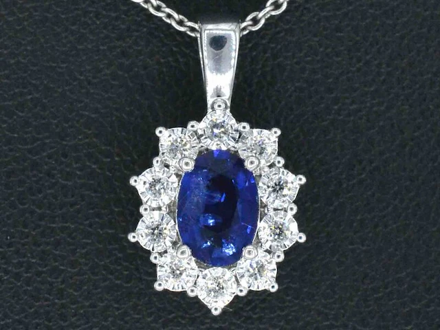 Witgouden entourage hanger met diamanten en saffier (excl. ketting) - afbeelding 1 van  9