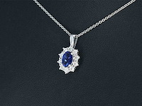 Witgouden entourage hanger met diamanten en saffier - afbeelding 4 van  7