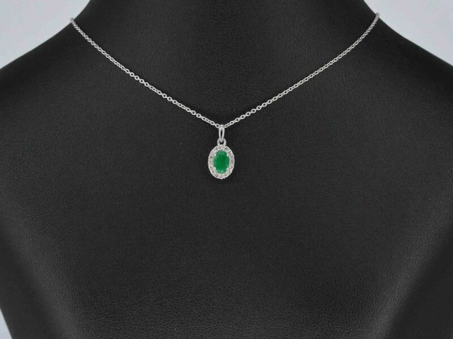 Witgouden entourage hanger met diamanten en smaragd, excl. ketting - afbeelding 2 van  8