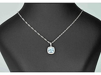 Witgouden entourage hanger topaas en diamanten - afbeelding 4 van  7