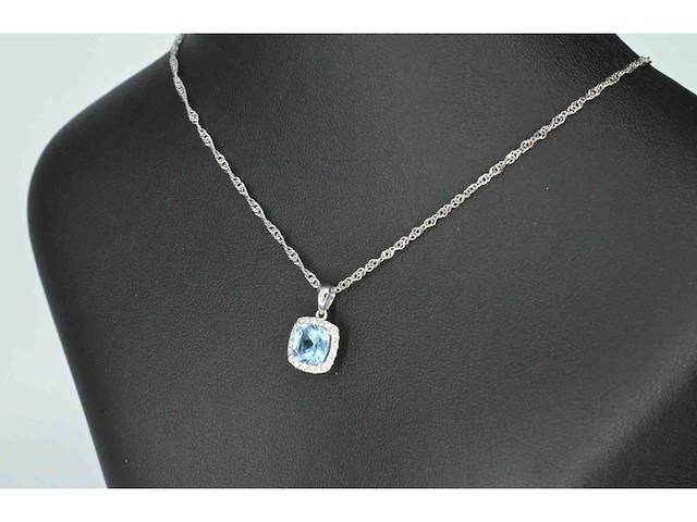 Witgouden entourage hanger topaas en diamanten - afbeelding 5 van  7