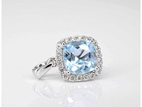 Witgouden entourage hanger topaas en diamanten - afbeelding 7 van  7