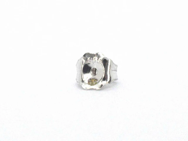Witgouden entourage oorbellen diamant 0.20 ct - afbeelding 10 van  10