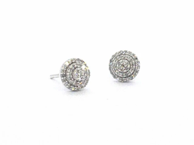 Witgouden entourage oorbellen met diamant - afbeelding 5 van  10