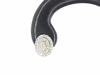 Witgouden entourage oorbellen met diamant - afbeelding 3 van  8