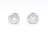 Witgouden entourage oorbellen met diamanten en een gemaakte ovale briljant - afbeelding 8 van  11