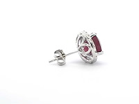 Witgouden entourage oorbellen met diamanten en robijn - afbeelding 6 van  9