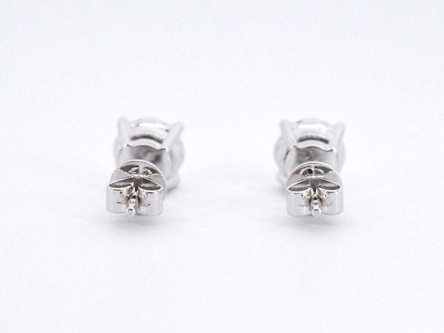 Witgouden entourage oorbellen met diamanten - afbeelding 9 van  10