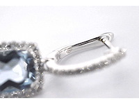 Witgouden entourage oorbellen met topazen en diamanten - afbeelding 6 van  6