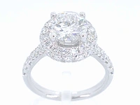 Witgouden entourage ring briljant 2.00 ct
