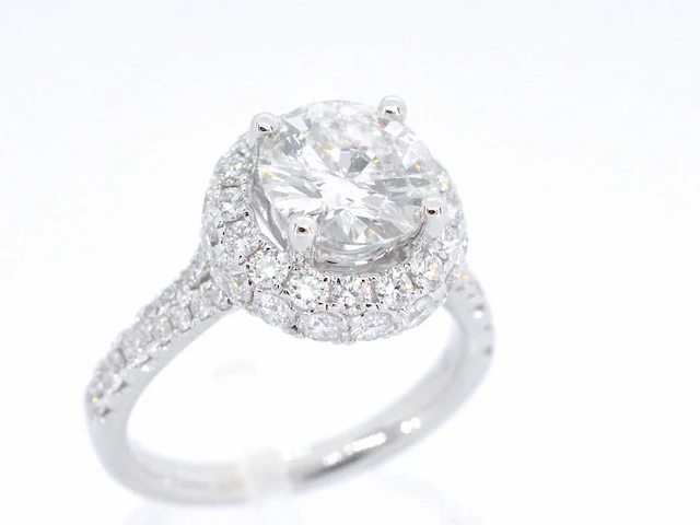 Witgouden entourage ring briljant 2.00 ct - afbeelding 6 van  10