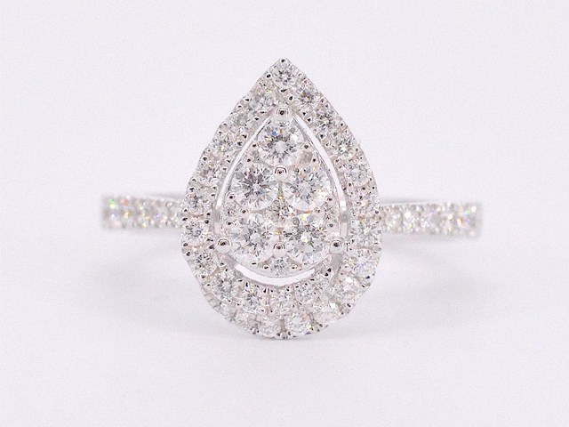 Witgouden entourage ring diamanten pear shape - afbeelding 8 van  11