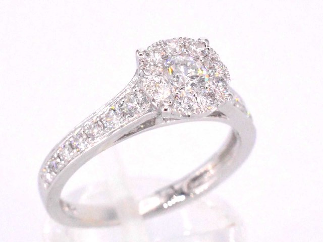 Witgouden entourage ring met briljant geslepen diamanten 1.00 carat - afbeelding 7 van  11