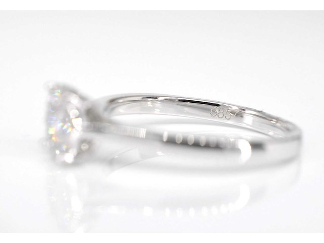 Witgouden entourage ring met briljant geslepen diamanten - afbeelding 6 van  6