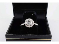 Witgouden entourage ring met centrale natuurlijke diamant van 0.90 carat - afbeelding 5 van  9