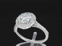 Witgouden entourage ring met diamanten en een briljant - afbeelding 6 van  10