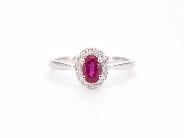 Witgouden entourage ring met diamanten en robijn - afbeelding 3 van  10