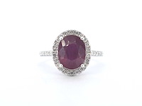 Witgouden entourage ring met diamanten en robijn - afbeelding 1 van  11