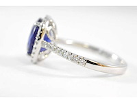 Witgouden entourage ring met diamanten en saffier - afbeelding 6 van  7